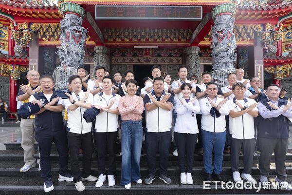 ▲許淑華、高虹安及國民黨青年新科立委齊聚南投，呼籲823用選票反惡罷。（圖／立委游顥辦公室提供）