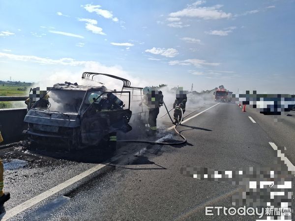 ▲▼             國1仁德段火燒車。（圖／記者林東良翻攝，下同）
