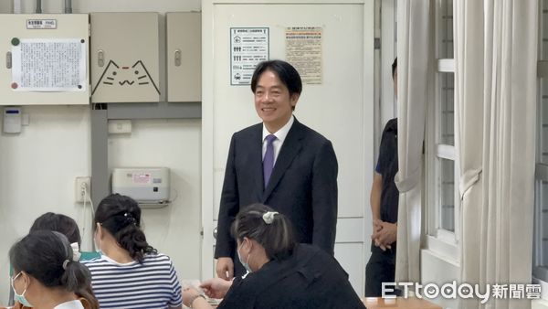 ▲▼             823罷免與核三延役公投登場，總統賴清德投票。（圖／記者林東良翻攝，下同）