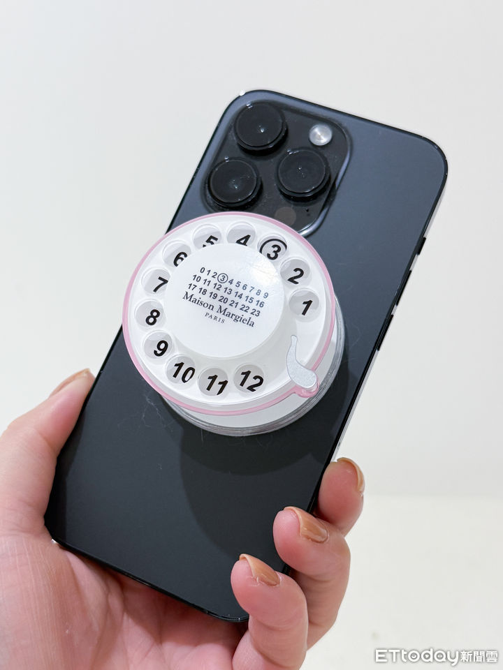 Diptyque,LOEWE,Maison Margiela,香水,七夕,禮盒,送禮。（圖／記者李薇攝）