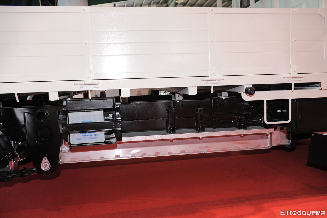 ▲CMC中華ET35電動3噸半下線。（圖／記者林鼎智攝）