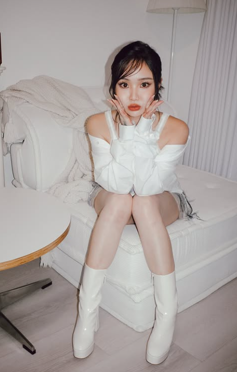 ▲▼陳芳語。（圖／翻攝自Instagram／lekimberleyy）