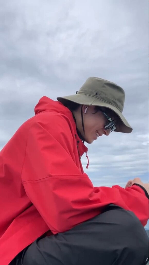 ▲▼王星越直播突然一直哭。（圖／翻攝自微博）