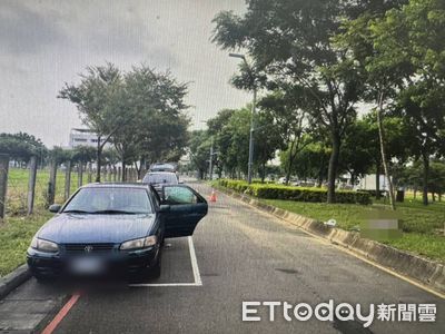 台中男車停科大旁「車門打開」一直沒發動 詭異躺草叢死亡