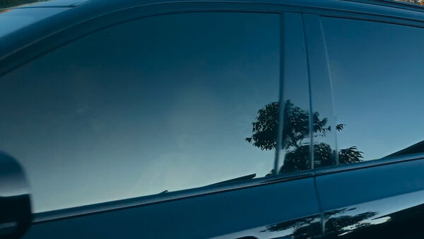 ▲▼3.8萬性奴、打死650人！兄弟之家加害者竟冷笑　製作人痛喊：沒反省。（圖／翻攝自Netflix）