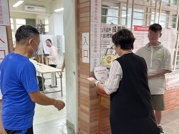 ▲彰化重啟核三公投至中午止14%投票。（圖／記者唐詠絮翻攝）