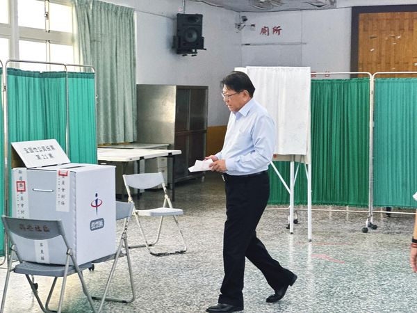 ▲▼總統府秘書長潘孟安返鄉投核三公投。（圖／翻攝自Facebook／潘孟安）