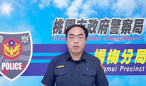 ▲楊梅警分局幼獅派出所所長陳薪說明事故過程與警方偵辦方向。（圖／楊梅警分局提供）