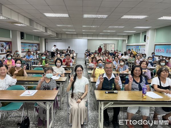 ▲台南市政府勞工局23日舉辦營養講座，吸引勞工朋友踴躍參與。（記者林東良翻攝，下同）