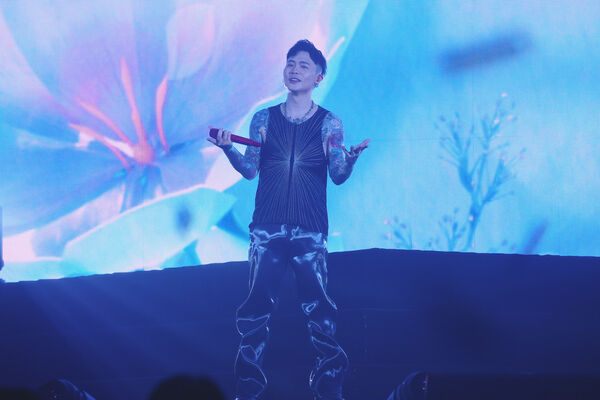 ▲▼蕭秉治相隔十年高雄演唱會。（圖／相信音樂提供）