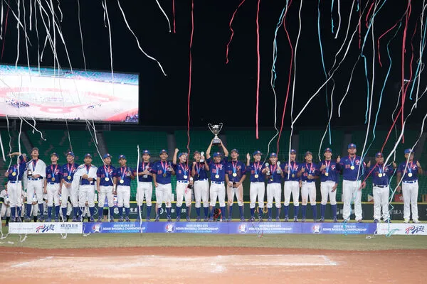▲ U15亞洲青少棒錦標賽台灣隊23日勇奪隊史第8冠，隊伍中年紀最小的陳泊佑敲出突破僵局三壘打，助隊以3比0奪冠，獲選賽會MVP     。（圖／棒協提供）