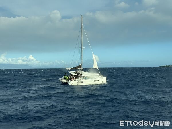 ▲高雄海巡隊小琉球救援。（圖／高雄海巡隊提供）