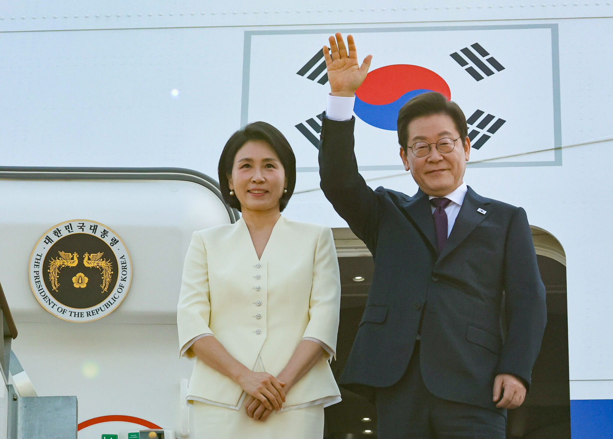 ▲▼南韓總統李在明、第一夫人金惠景抵達日本。（圖／達志影像）