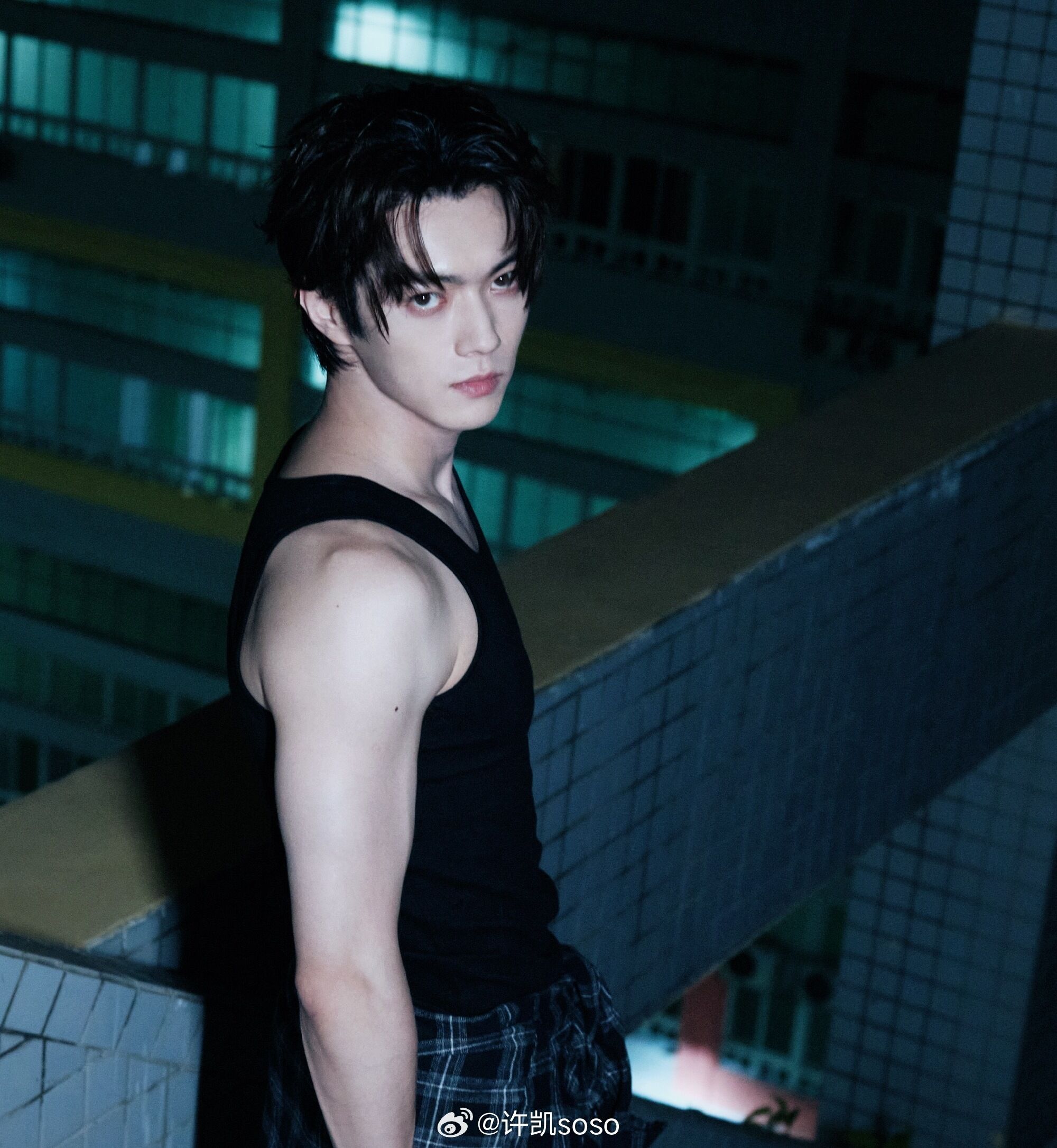 ▲▼許凱毀滅式爆料再+1，前女友爆他私下說7明星壞話。（圖／翻攝自微博）