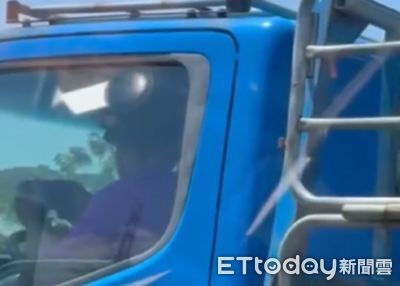 玩命!國道貨車司機玩手機遊戲半小時 警開罰3000元