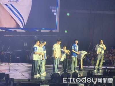 快訊／SJ開唱出意外「圭賢舞台重摔」消失30分鐘　粉絲淚：他受傷了
