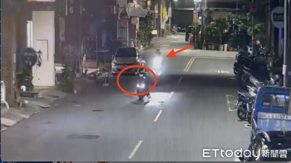 ▲女騎士突然停在路中間，高姓男子沒注意就撞上去             。（圖／記者吳奕靖翻攝）