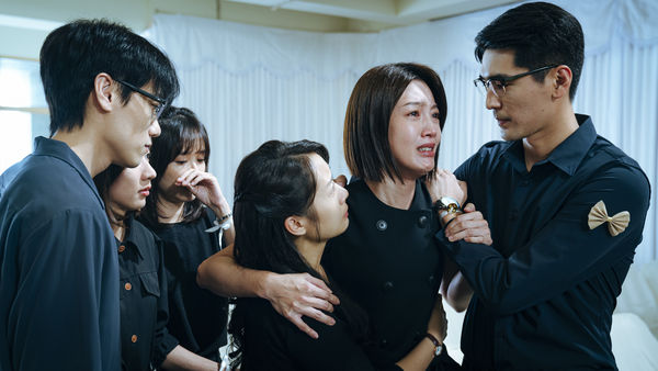 ▲《我們六個》飾演大姊秋伶的黃薇渟、游珈瑄演技獲得觀眾好評。（圖／大愛提供）