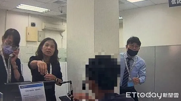 ▲銀行行員發現金流異常，通報警方成功阻詐，保住陳男226萬元血汗錢。（警方提供）