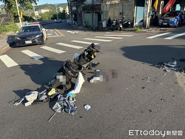 ▲▼             基隆19歲男雙載闖紅燈撞上計程車肇事逃逸，後座女乘客傷重不治。（圖／記者郭世賢翻攝，下同）