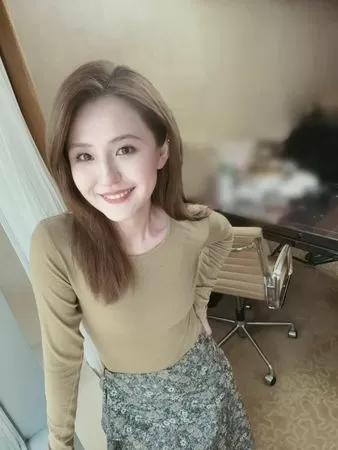 ▲▼熱依扎。（圖／翻攝自小紅書／熱依扎）