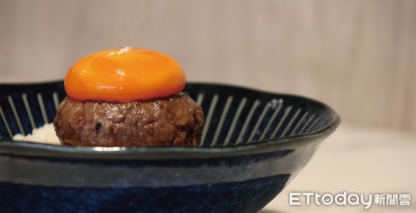 ▲老井極上燒肉漢堡排。（圖／業者提供）