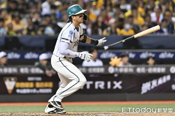 ▲台鋼雄鷹郭阜林。（圖／記者李毓康攝）