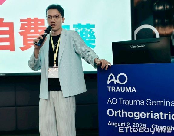 ▲陳建宏醫師提醒，骨折不只是醫療問題，更可能拖垮整個家庭。（記者林東良翻攝）