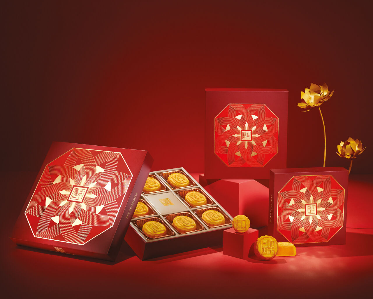 ▲星巴克、半島酒店月餅禮盒。（圖／各業者提供）