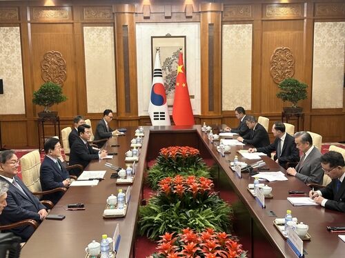 ▲▼南韓李在明政府派特使團訪中，會晤中國外交部長王毅。（圖／大韓民國外交部）