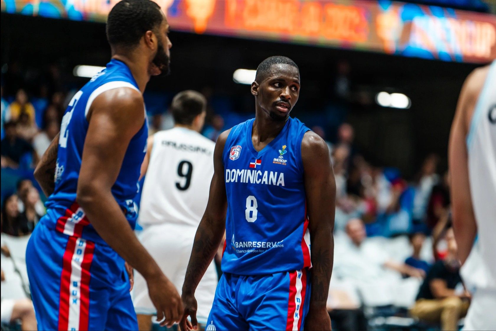 ▲▼美洲盃男籃，多明尼加小將瓊斯-加西亞投進致勝球，賽後卻揮拳。（圖／取自FIBA官網）