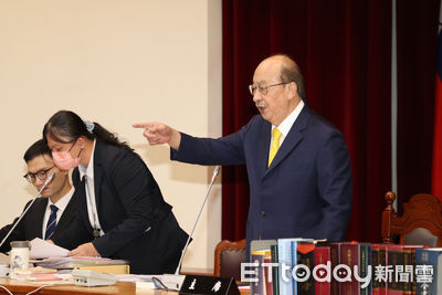 會辭黨團幹部?柯建銘喊謝謝指教 王義川首發聲:任期到8月底