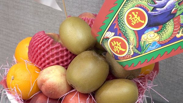 ▲中元普渡別再買泡麵！營養師推薦「奇異果」吉祥又健康。（圖／記者劉亮亨攝）