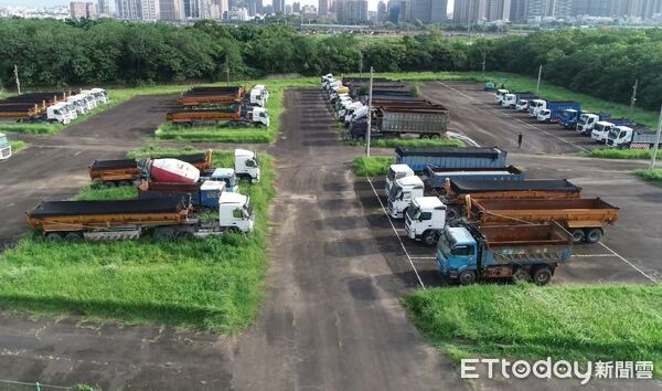 ▲苗栗縣地檢署今（25日）召開「翠谷悲鳴 苗檢出擊」記者會，宣告跨部會破獲苗栗史上最大集團環保犯罪。（圖／記者楊永盛攝）
