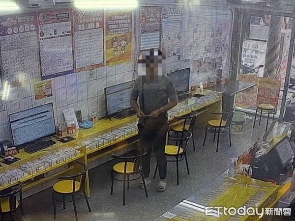 ▲台南市警麻豆分局警方調閱監視器畫面，鎖定涉案王姓男子，並在下營區攔查王嫌到案。（圖／記者林東良翻攝，下同）