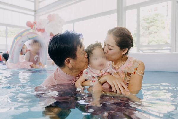 ▲▼劉伊心為愛女舉辦豪華水上抓周派對 。（圖／本人提供）