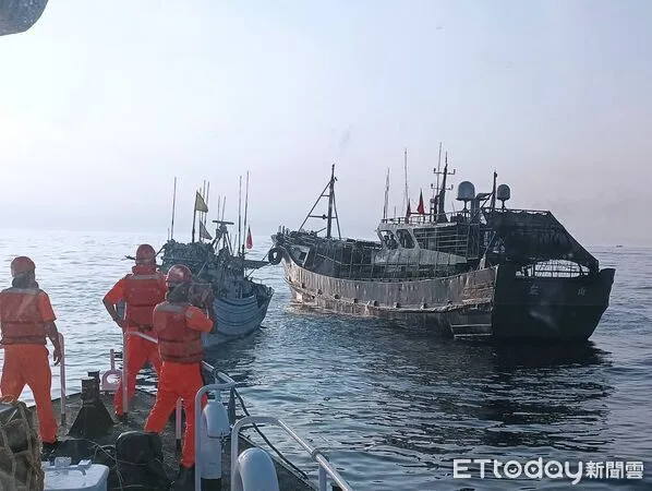 ▲澎湖漁船擦撞大陸船隻。（圖／記者陳洋翻攝，下同）