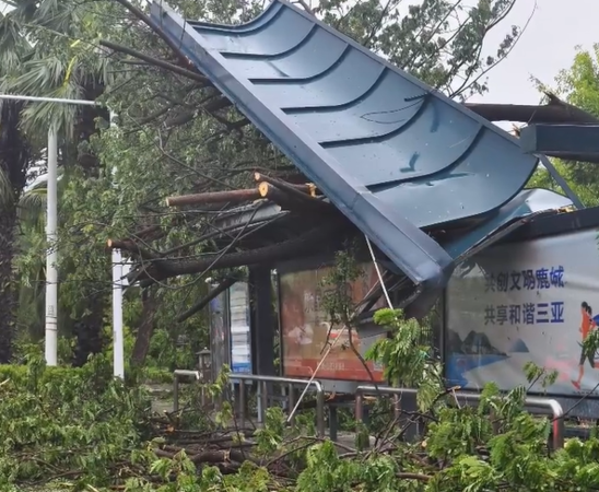 ▲▼「劍魚」狂掃三亞。（圖／翻攝自微博）