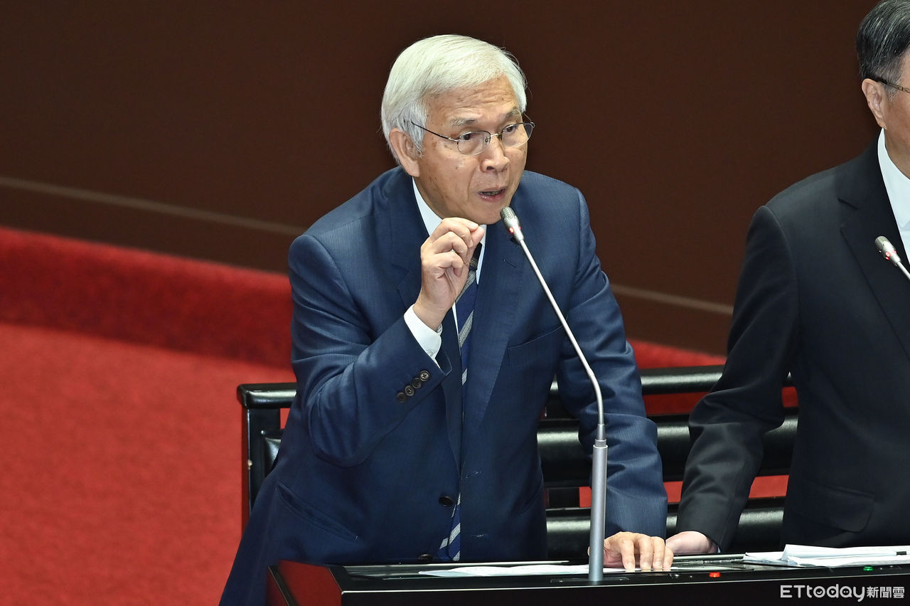 快訊/央行利率連7凍 房貸管制不變但回歸各銀行控管