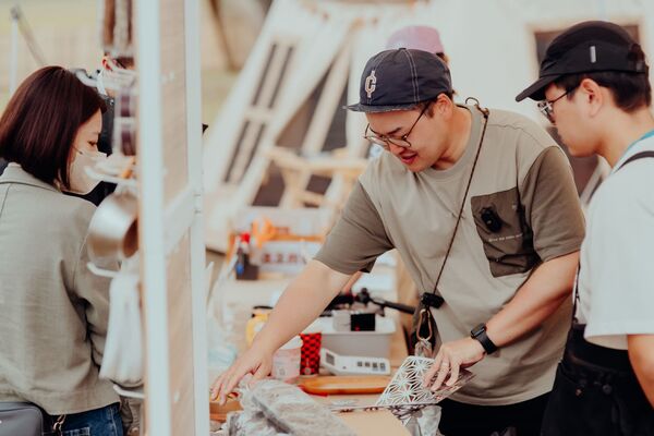 ▲「舊市凹逗 JUST OUTDOOR 2025」將於8月30日至31日在南港瓶蓋工廠台北製造所登場。（圖／主辦單位提供）