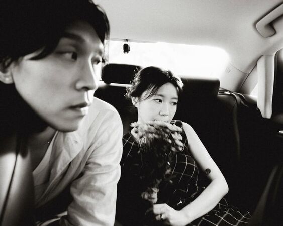 ▲▼神秘系樂團deca joins主唱鄭敬儒宣布結婚！（圖／翻攝自IG）