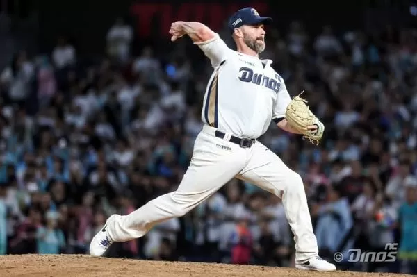 ▲▼NC恐龍戴維森。（圖／翻攝自Instagram／ncdinos2011）