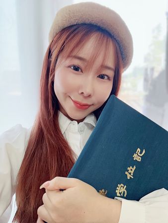 ▲早川小百合曾是《2分之一強》的固定班底。（圖／翻攝自早川小百合IG）