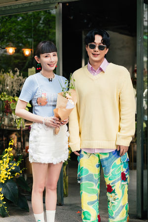 ▲▼蕭煌奇和魏如萱合拍MV。（圖／華納音樂提供）