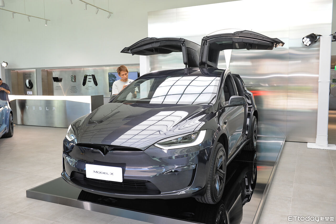 ▲特斯拉小改款Model S、Model X  。（圖／記者林鼎智攝）