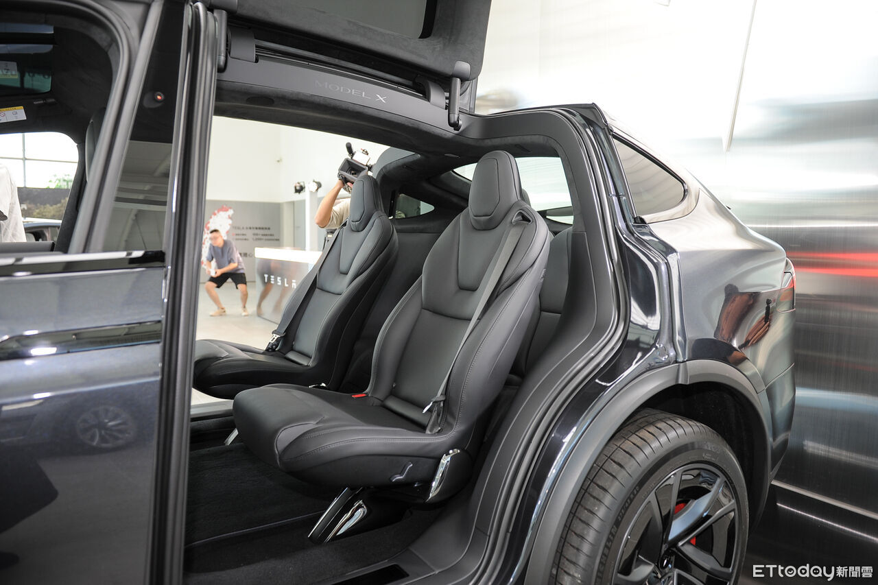 ▲特斯拉小改款Model S、Model X  。（圖／記者林鼎智攝）