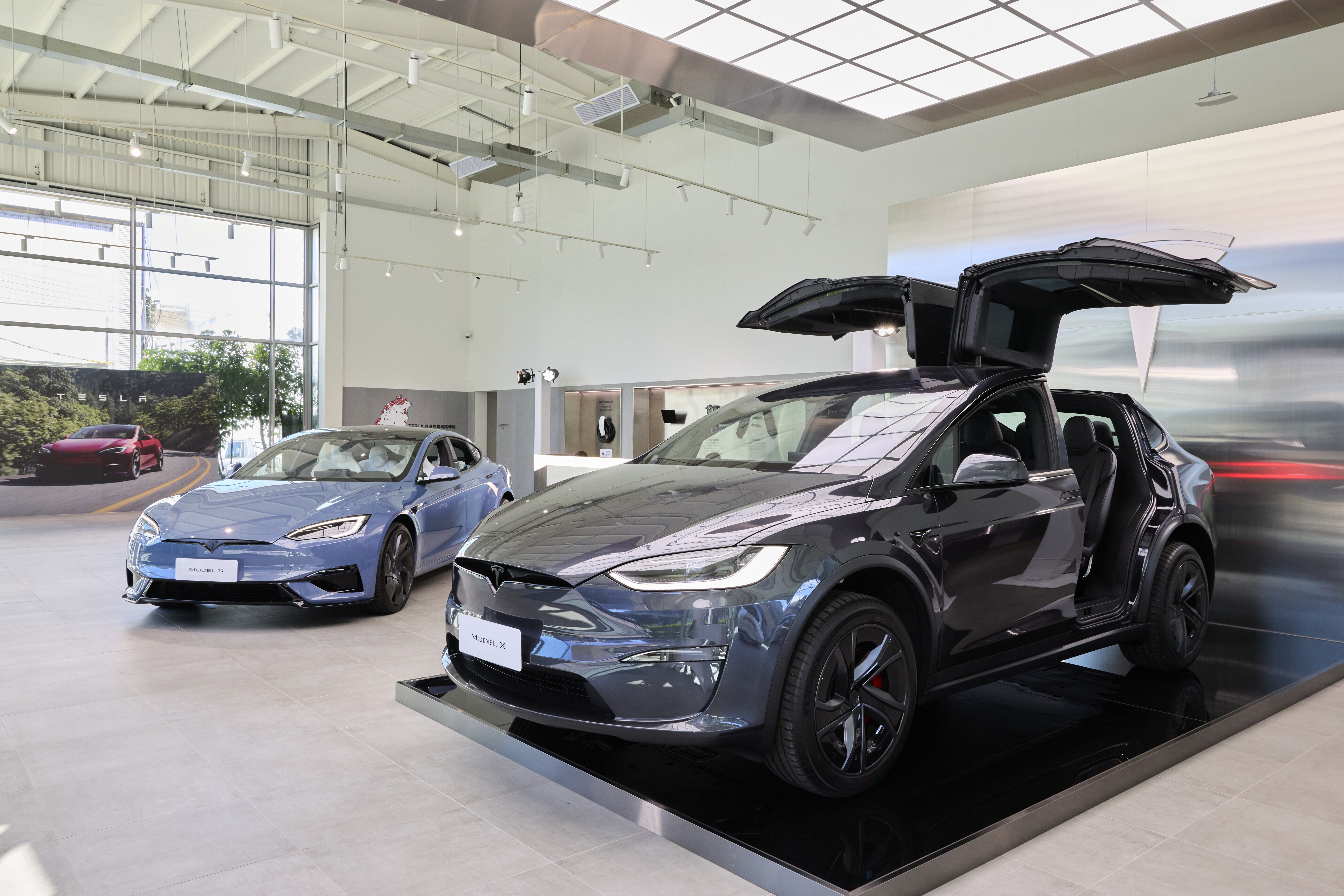 ▲小改款Model S、X 。（圖／翻攝自台灣特斯拉）