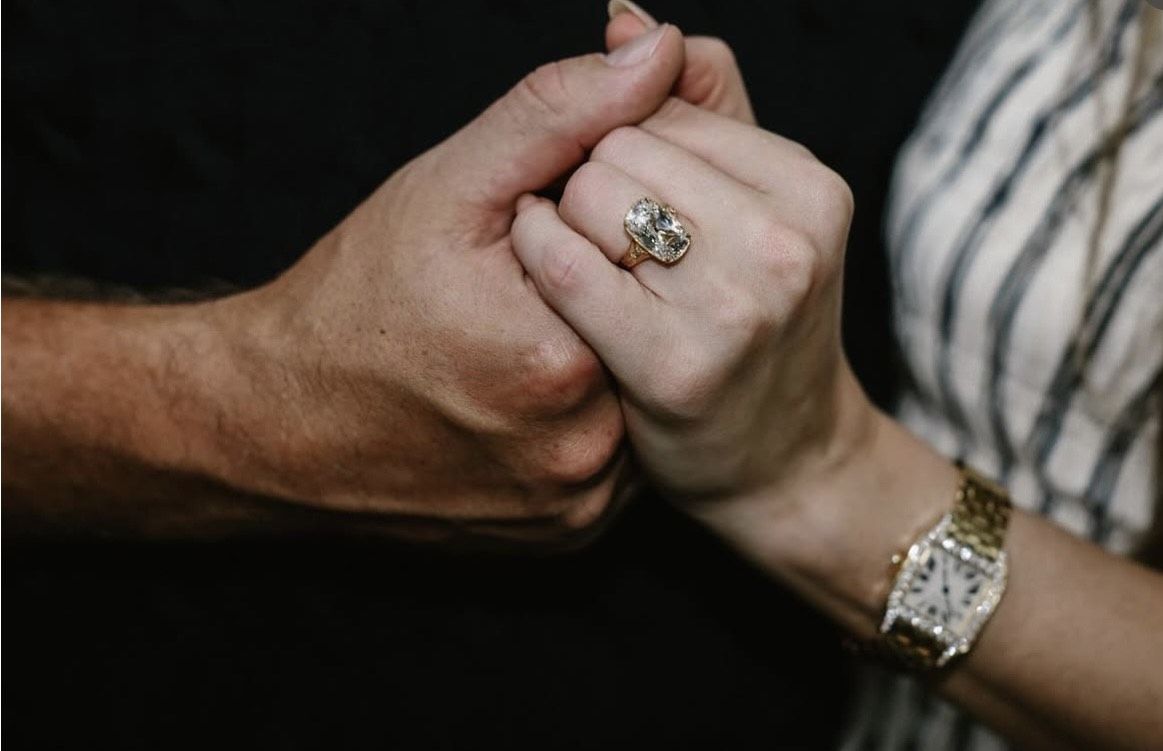 ▲▼  泰勒絲訂婚          。（圖／翻攝IG）