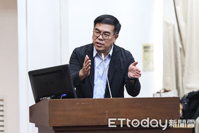 丹娜絲毀損全台13.5萬片光電板 彭啟明:粗估不到5%無法回收