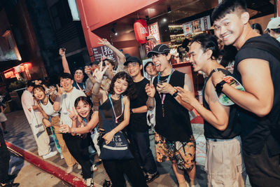 一晚乾完2萬杯Shot! 條通祭衝夜經濟振興在地酒吧